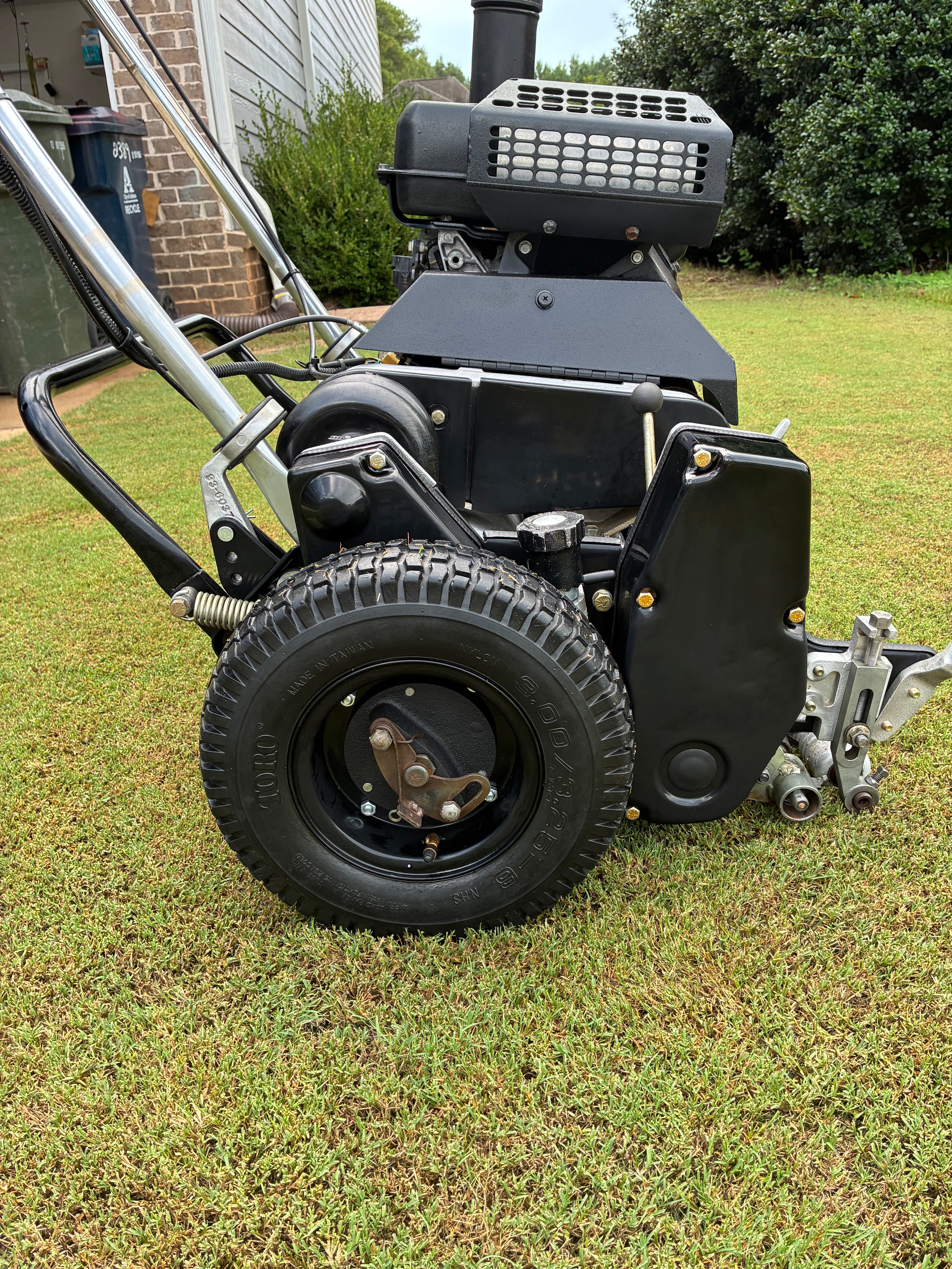 2011 Toro Greensmaster 1000