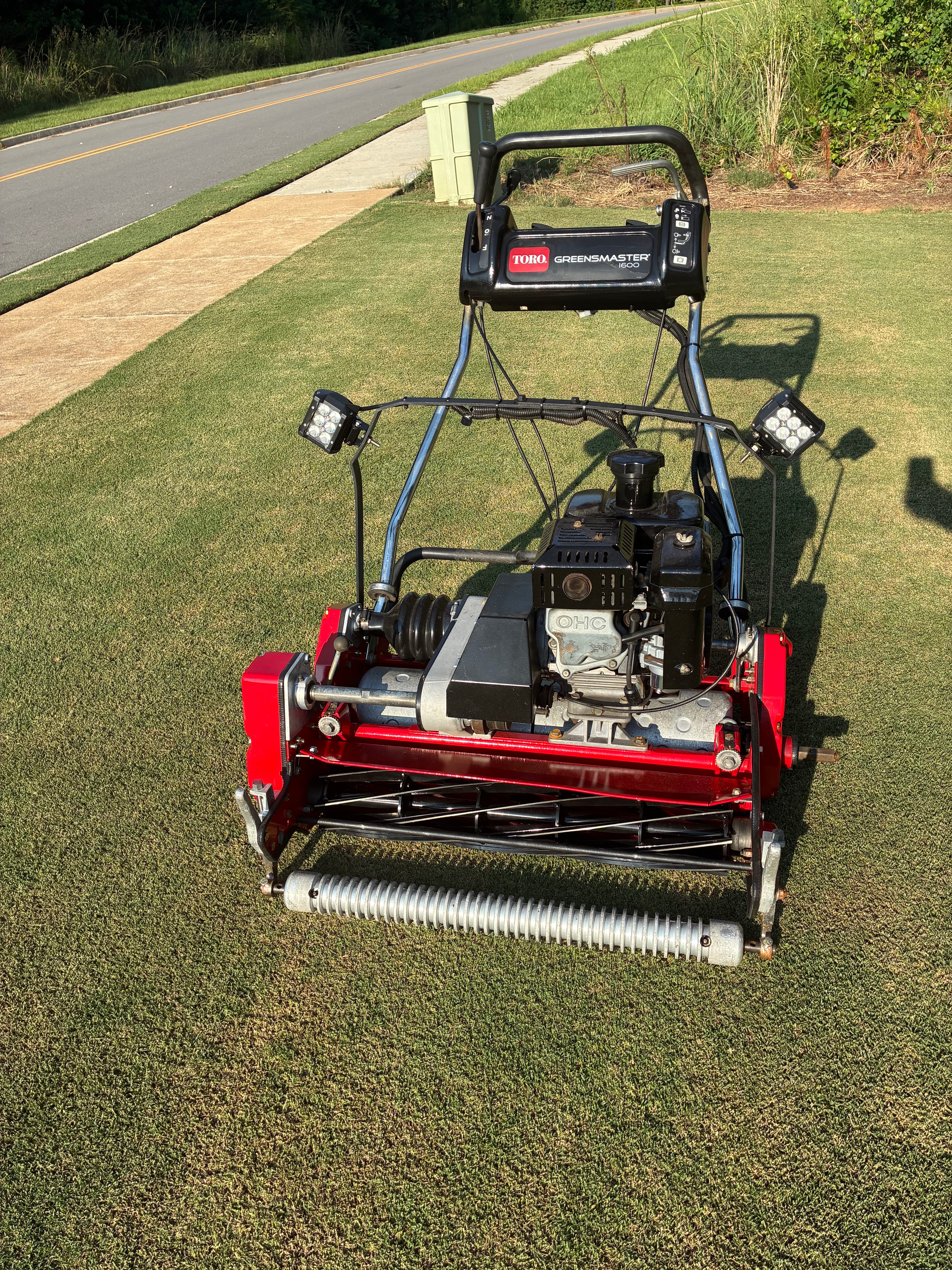 2016 Toro Greensmaster 1600 Reel Mower