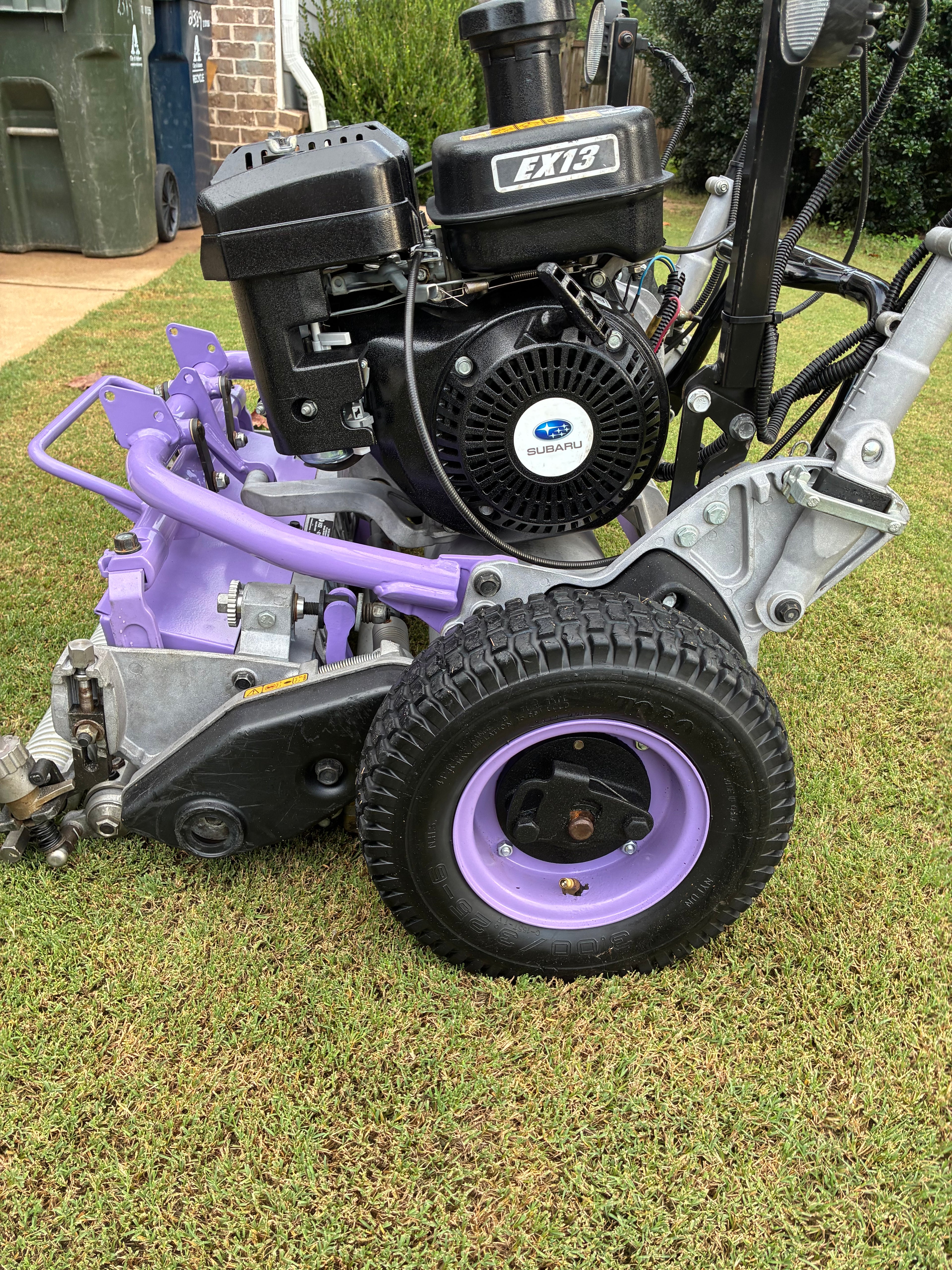 2017 Toro Greensmaster 2120 with Groomer